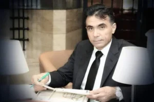 سوريا : الحجز على ممتلكات وزير التربية السابق عماد موفق العزب وأفراد من عائلته