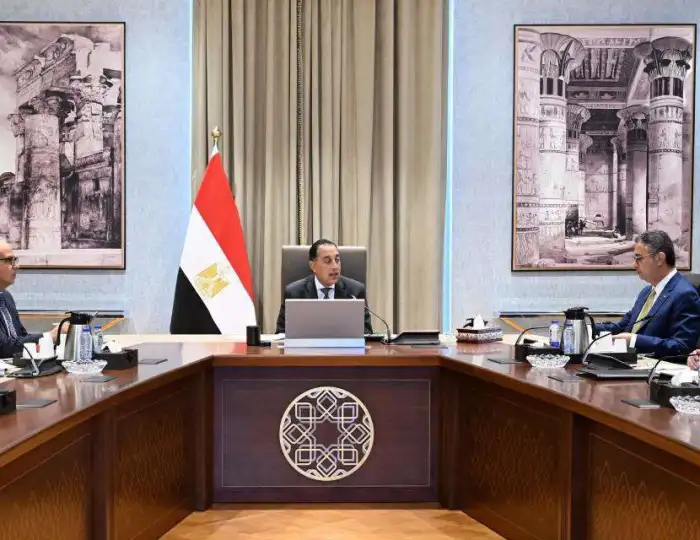 رئيس الوزراء يستعرض محاور جلسة “الأمن الغذائي والمائي: تحديات اليوم وضمانات المستقبل”