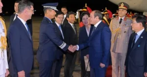 رئيس جمهورية كوريا يستقبل الرئيس عبدالفتاح السيسي لأول مرة منذ 10 أعوام في سيول