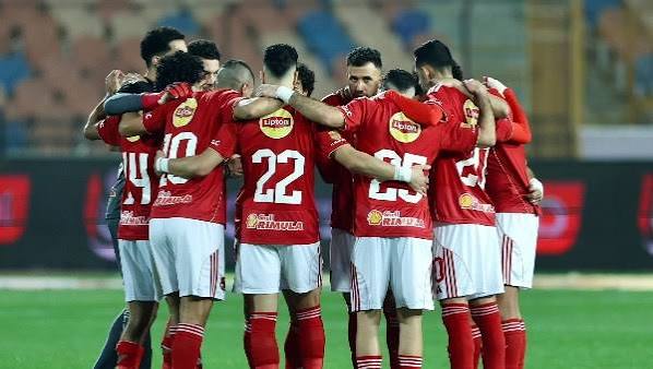 شوبير يكشف مشاركة 4 لاعبين جُدد في الأهلي أمام بترول أسيوط غدا