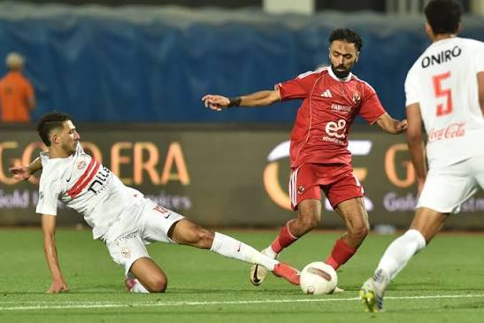 قبل قمة الأهلي والزمالك.. بيراميدز يتصدر جدول ترتيب الدوري المصري