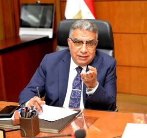 محافظ الدقهلية يحيل رئيسي مدينة طلخا والوحدة المحلية بميت الكرماء للتحقيق..تفاصيل