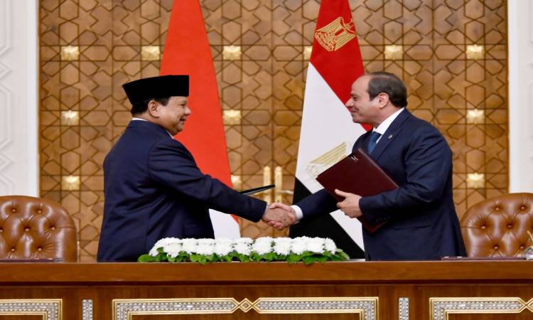 الرئيس عبد الفتاح السيسي يشهد مراسم التوقيع على عدد من مذكرات التفاهم مع نظيره الإندونيسي